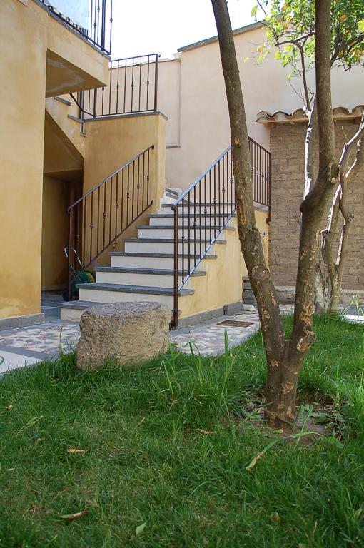 La Corte Di Lucina Terralba Exteriör bild